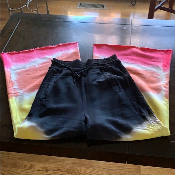 “MAIN LABEL” tie dyed super comfy loungers - Picture 2 of 11